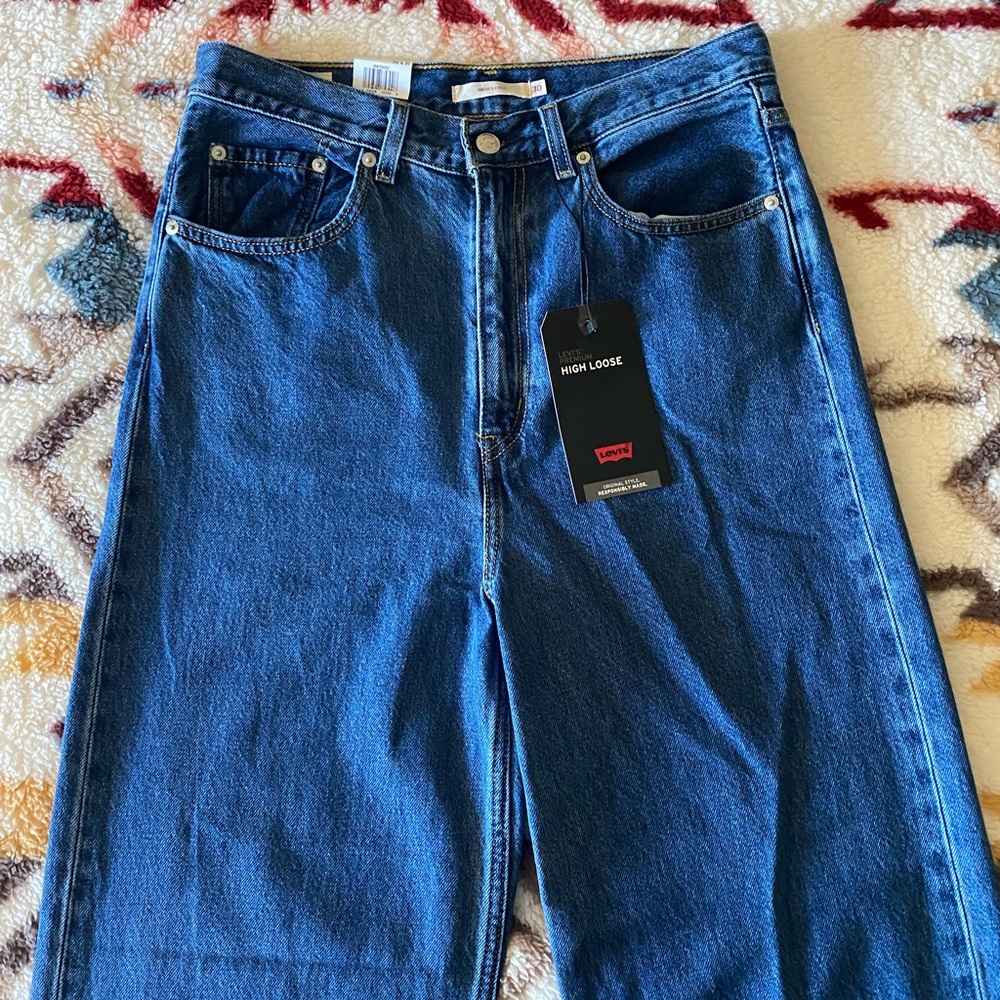 Levi’s High Loose Jeans